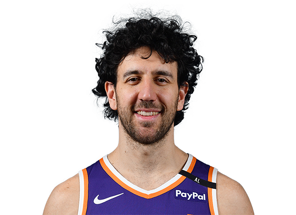 Vasilije Micic headshot