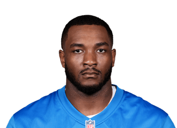 Derrick Moore headshot