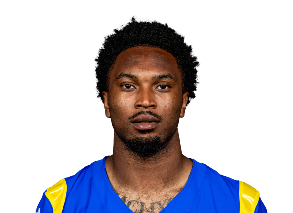 Kam Curl headshot