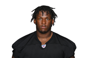 Keeanu Benton headshot