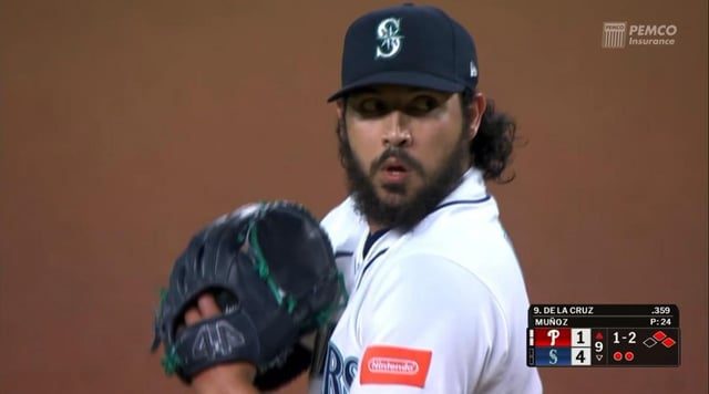 Andres Munoz gets the save against the Phillies to clinch the series win!